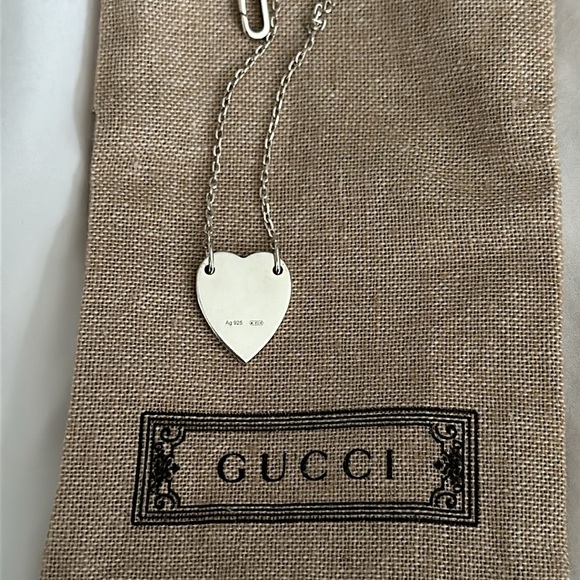 Authentic Gucci Heart bracelet - Picture 4 of 9